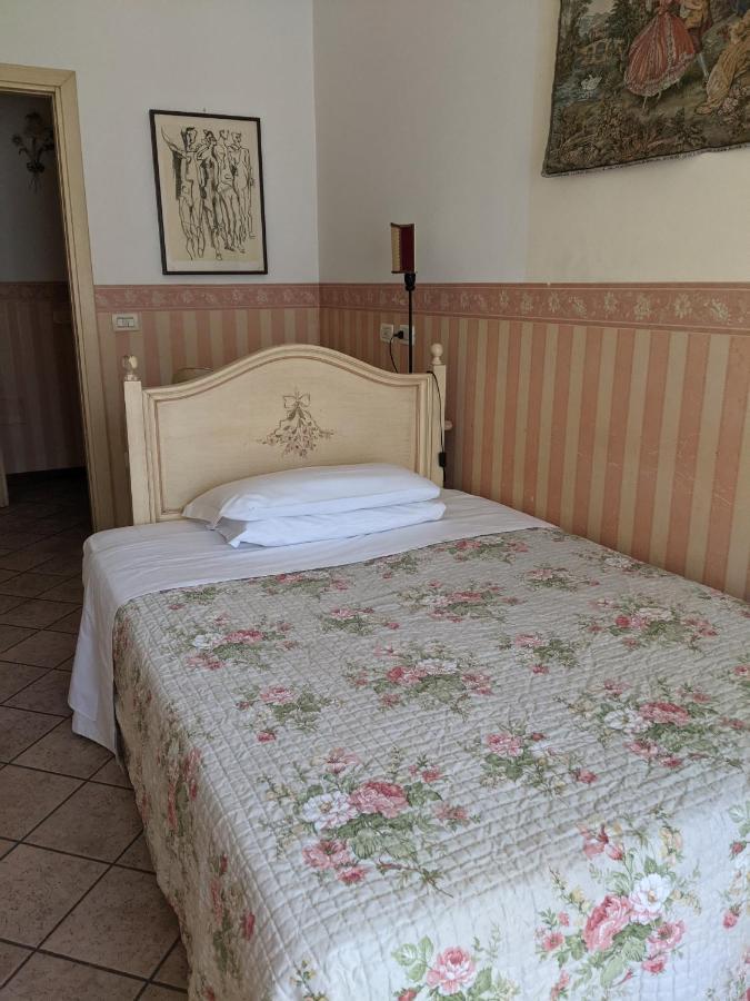 D'Elite Room & Breakfast Ferrara Exterior foto