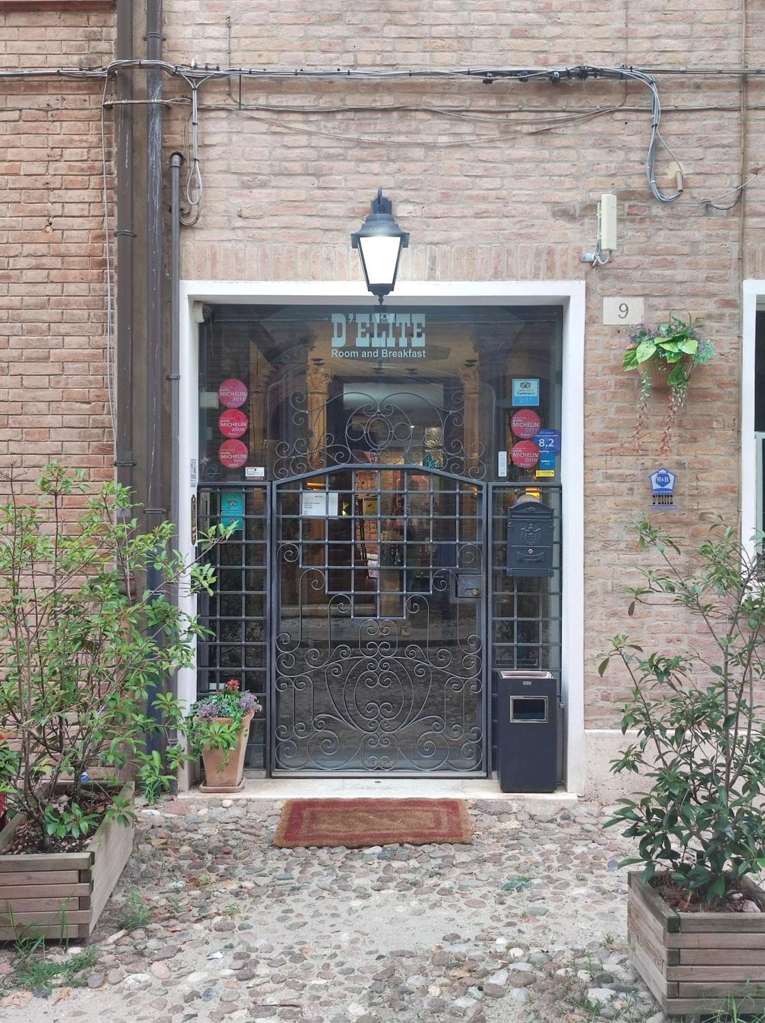 D'Elite Room & Breakfast Ferrara Exterior foto